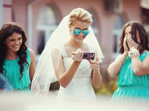 Why Miami Brides Are Choosing Glam Photo Booths Over Traditional Ones