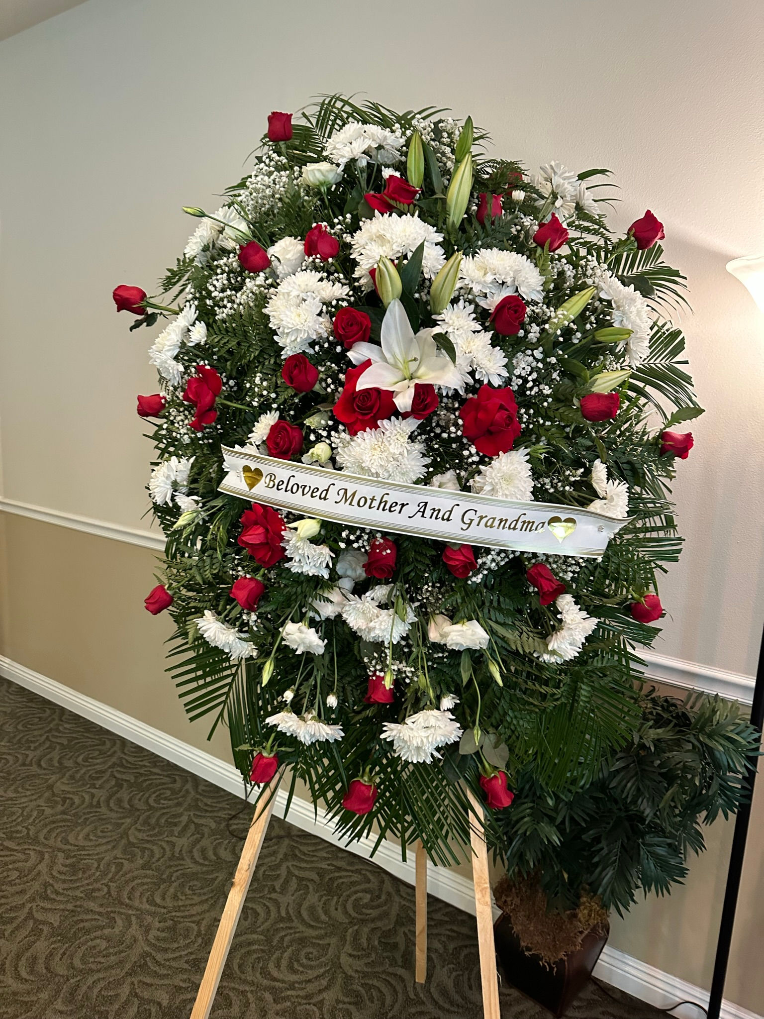 LARGE- RED AND WHITE FLORAL SPRAY