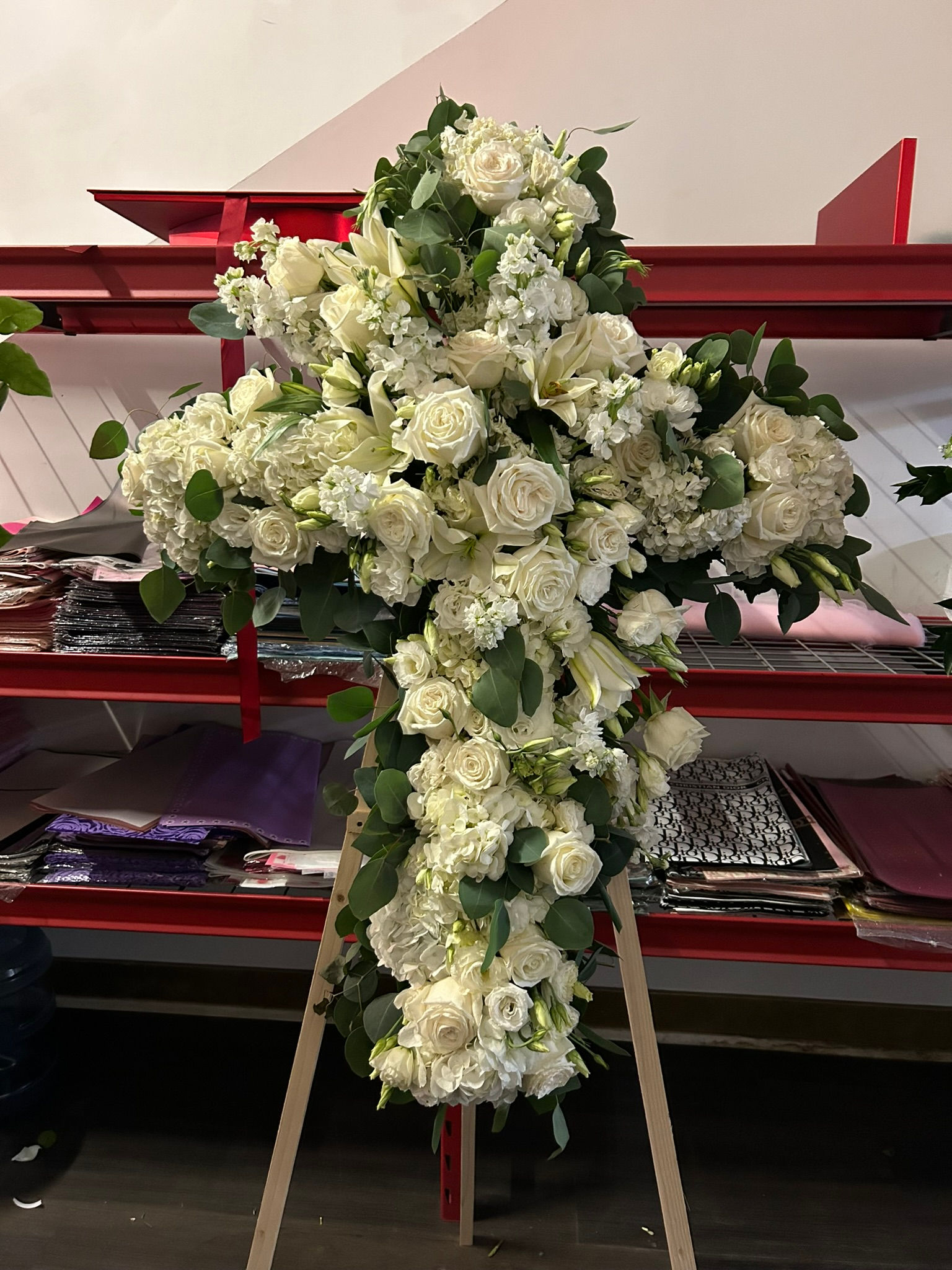 MEDIUM- ORGANIC CROSS SPRAY