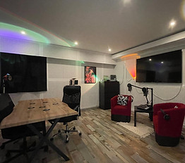 Photo du studio de podcast, vue d'ensemble