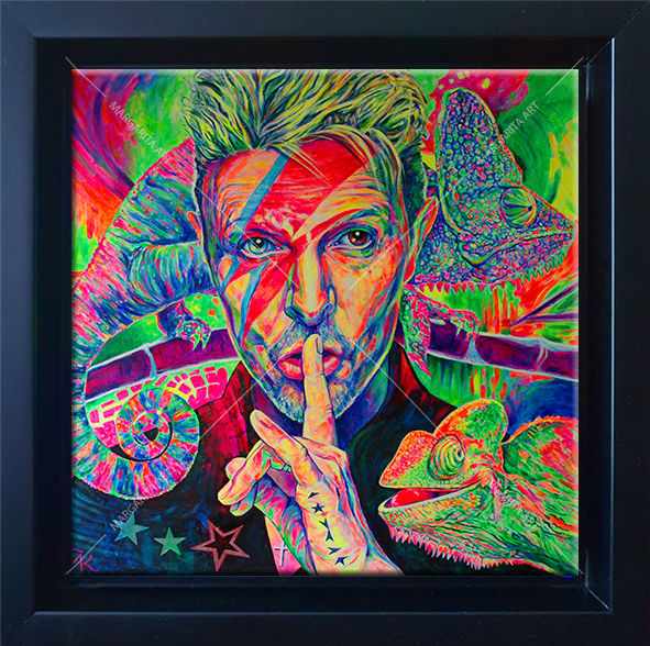 Pop Art Portrait von David Bowie mit einem großen, bunten Chamäleon als Kunstdruck gerahmt