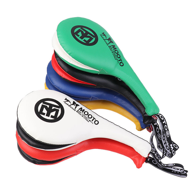 Miniature : Stack of MOOTO Taekwondo kicking pads