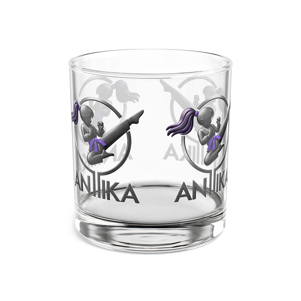 Miniature : Glass with Anika martial arts logo