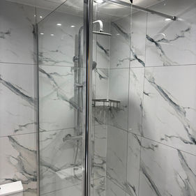 Shower cubicle in a new bathroom
