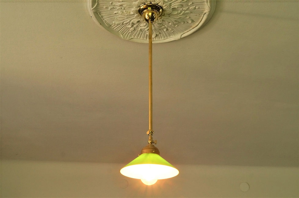 Miniaturbild: Lampenschirm flacher Trichter grün innen weiß