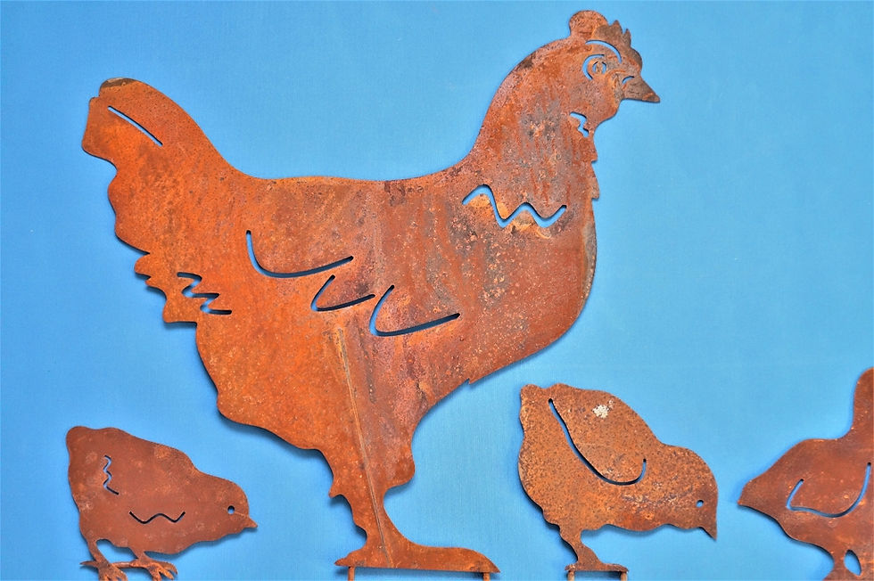 Miniaturbild: Erdspieße aus Edelrost - Henne + 3 Küken im Set / Huhn