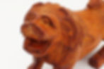 Miniaturbild: Geschnitzter Löwe aus Holz