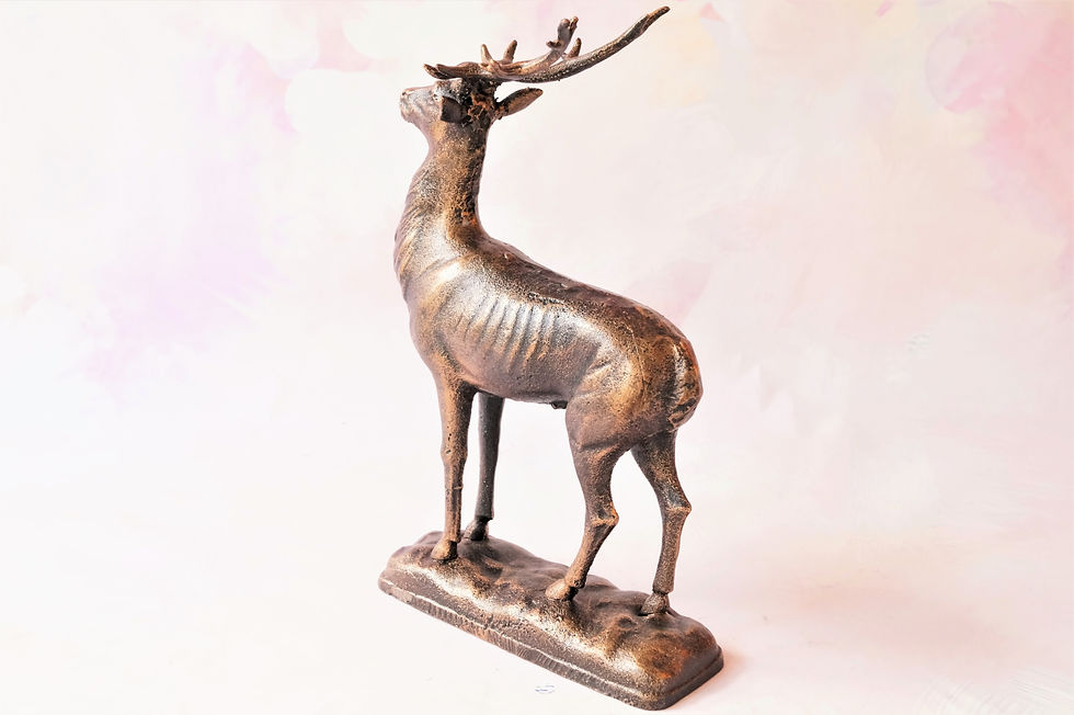 Miniaturbild: Herrschaftlicher Hirsch aus Gusseisen im Vintagelook