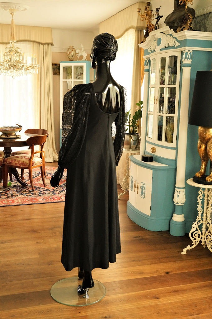 Miniaturbild: Original Abendkleid aus den 70er/80er Jahren – ein Blickfang