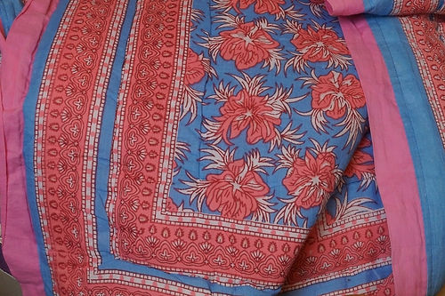 Tagesdecke im Cottage-Stil mit antiallergischer Fliesfüllung!