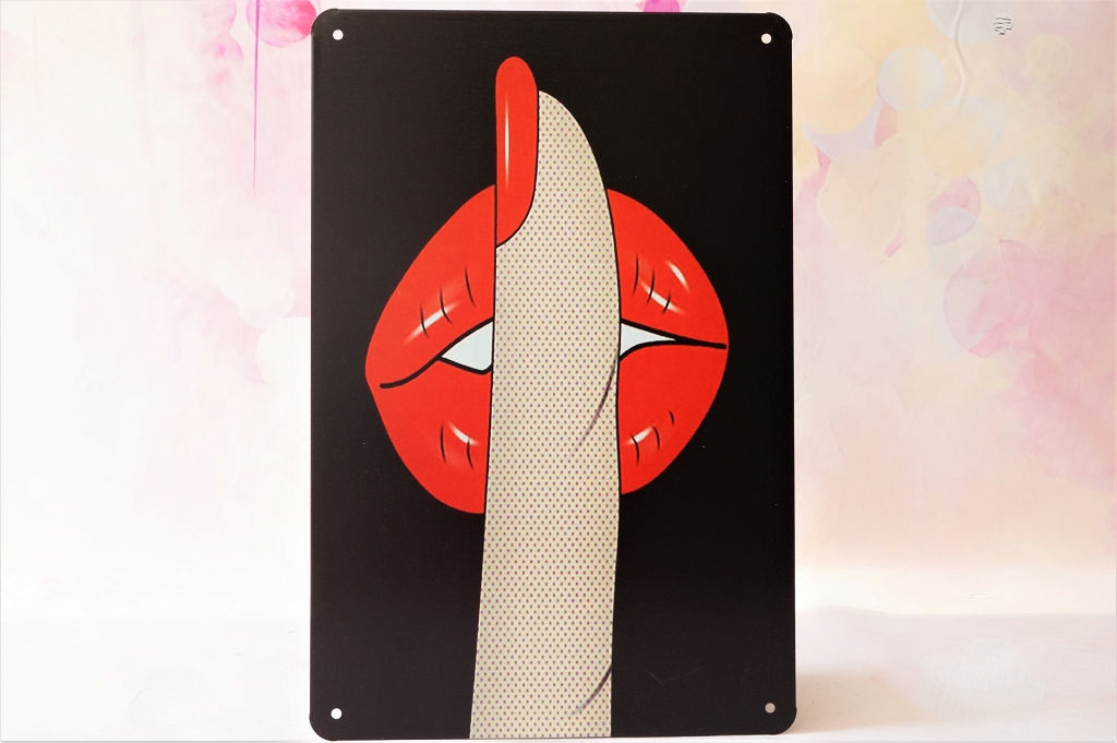 Metallschild "Pssst" im Vintage-Look