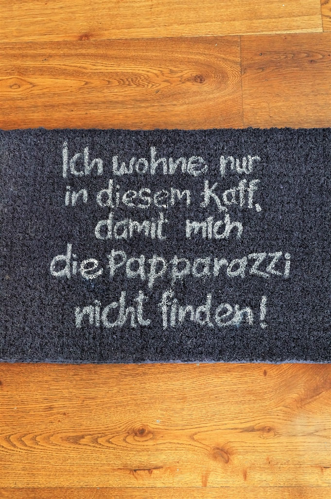 Miniaturbild: Ich wohne nur in diesem Kaff... KOKOS-TÜRMATTE  70 x 40 cm