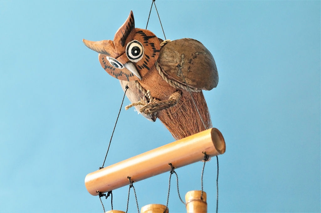 Handarbeit! Tolles Windspiel „Eule“ mit Bambusklangstäben