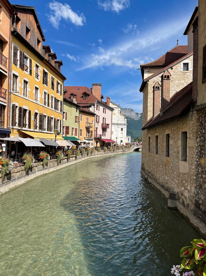 Walking around Annecy