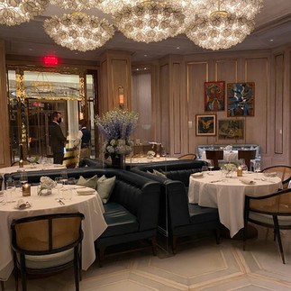 A restaurant with eye-catching chandelier