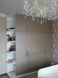 Шкаф из МДФ - песок металлик глянец