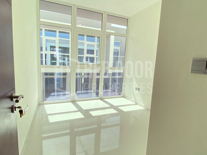 Thumbnail: 3 BEDROOM TOWNHOUSE | ALBIZIA | DAMAC HILLS 2 LUXURIOUS 3BR TOWNHOUSE | FURNISHED | MALIBU BEACH ACCESS