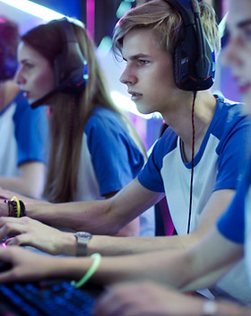 Professional eSport Gamers, oyun teknolojileri