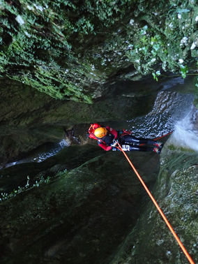 Abseilen - Schlucht - Canyoning - Dunkelheit