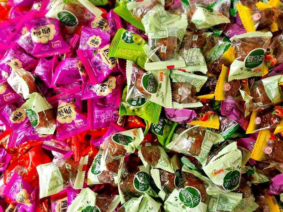 ภาพขนาดย่อ: บ๊วยคละรส ขนาด 500 กรัม 