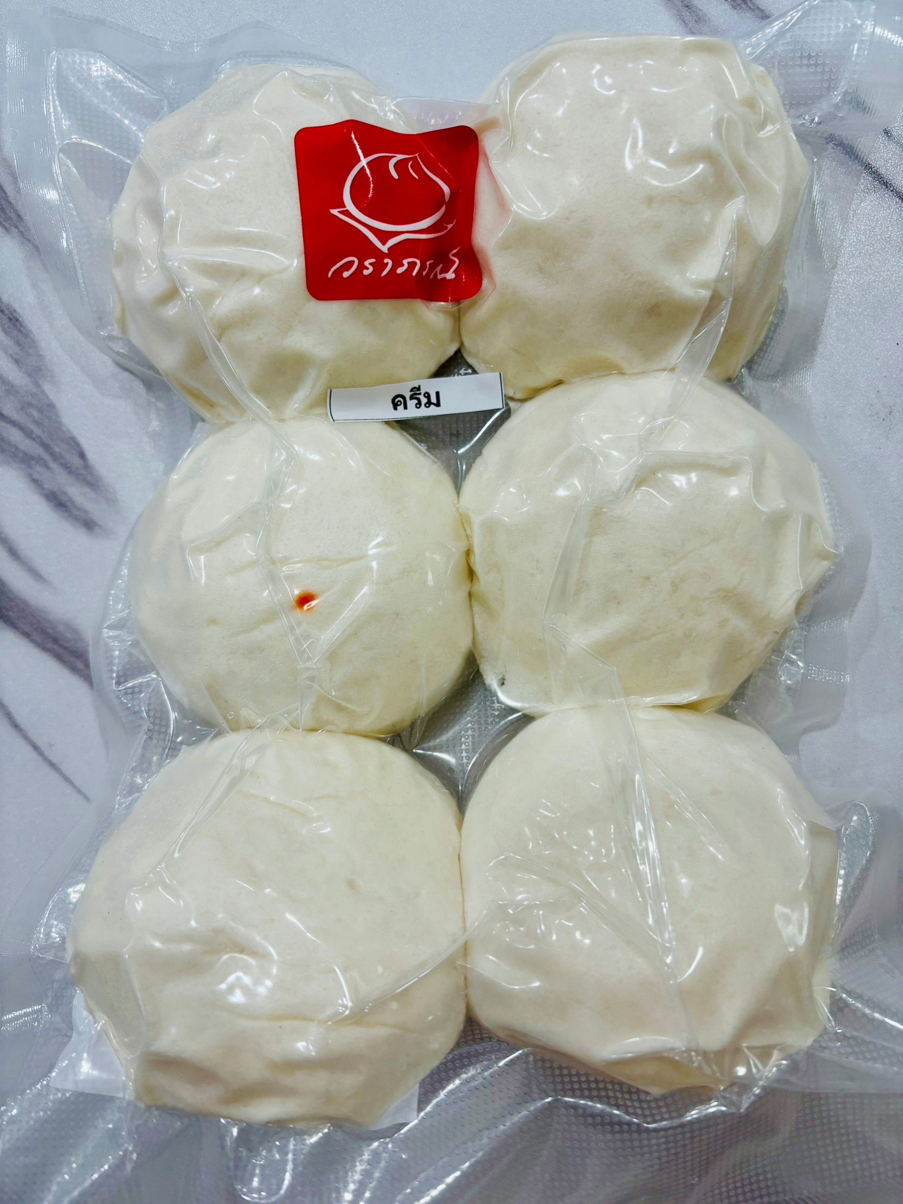 วราภรณ์ ซาลาเปาไส้ครีม แพค 6 ลูกใหญ่  500 กรัม