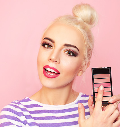 Beauty Vlogger