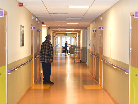 Kuldīgas slimnīcas struktūrā iekļaus divus sociālās aprūpes centrus