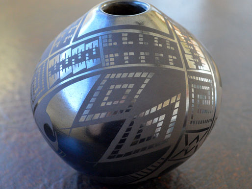 JUAN QUEZADA & THE TRADITION OF MATA ORTIZ POTTERY - Reclaiming Techniques of the Mogollon Culture
