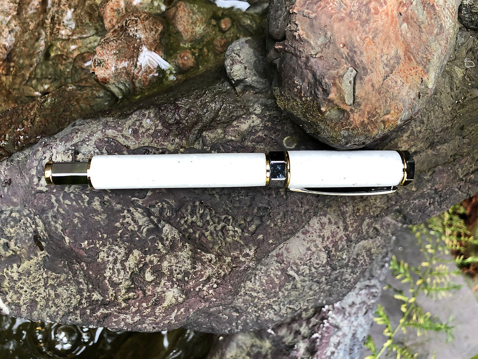 Thumbnail: Snow Fountain Pen