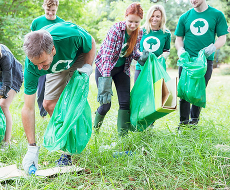 volunteers - biodegradable products - compostage bags