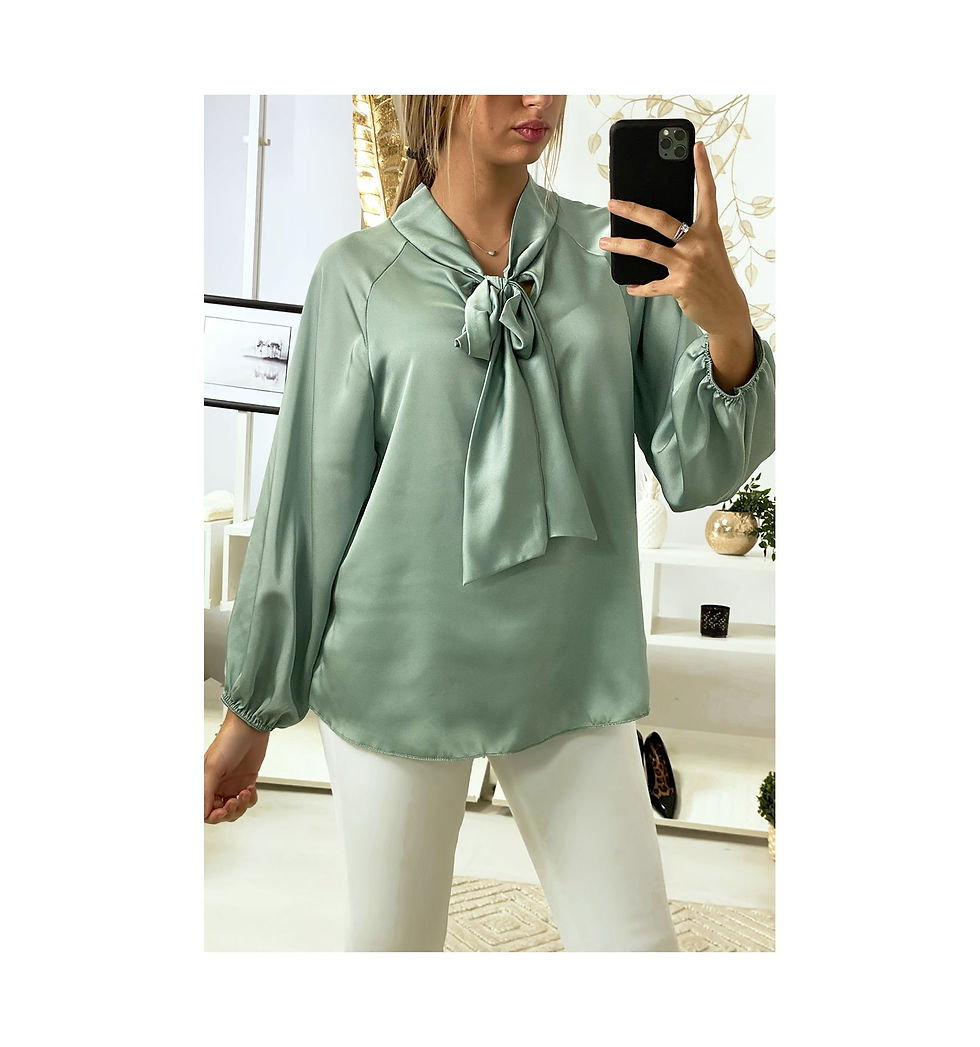 Miniature : Blouse vert d'eau Satiné avec nœud au col