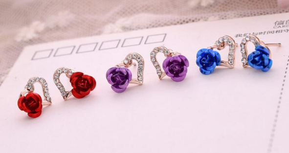 Boucles d'Oreilles à Clou "Cœur Fleury" Femme