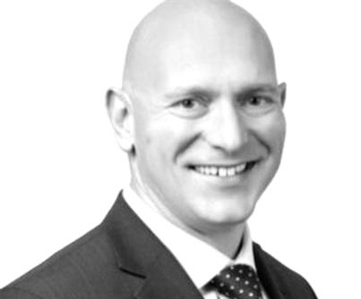 Rogier Roelvink - no background_edited.jpg