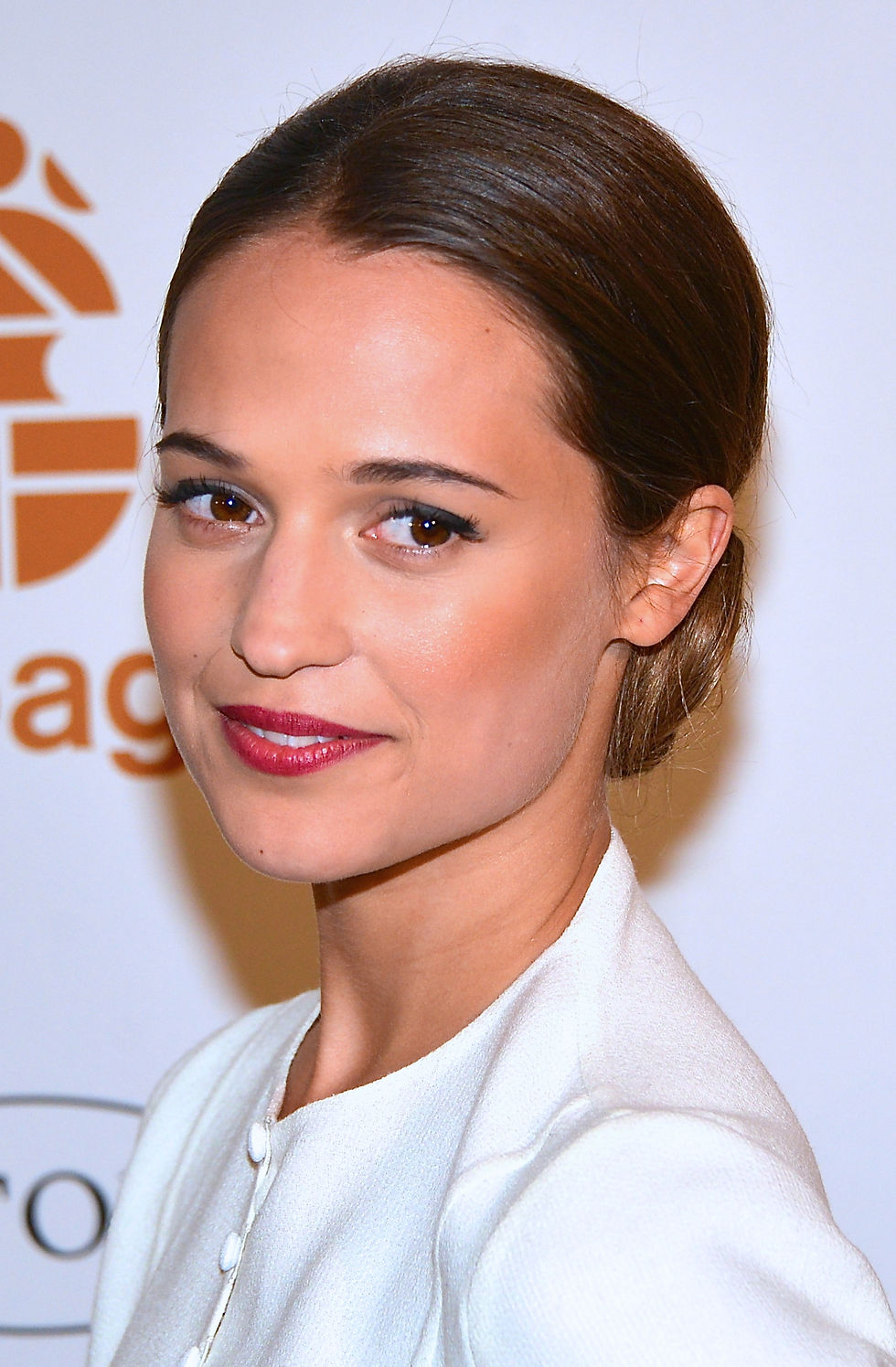 Alicia Vikander - British Accent