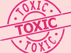 5 Toxic Ingredients in your Favorite Hair Vitamins 