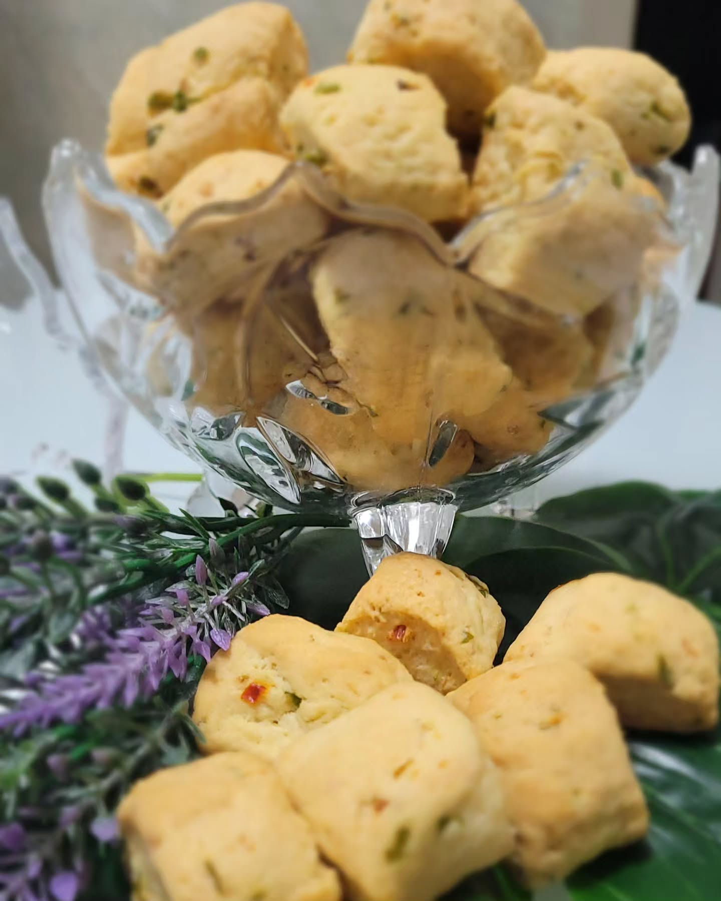 Biscoito amanteigado de cebola