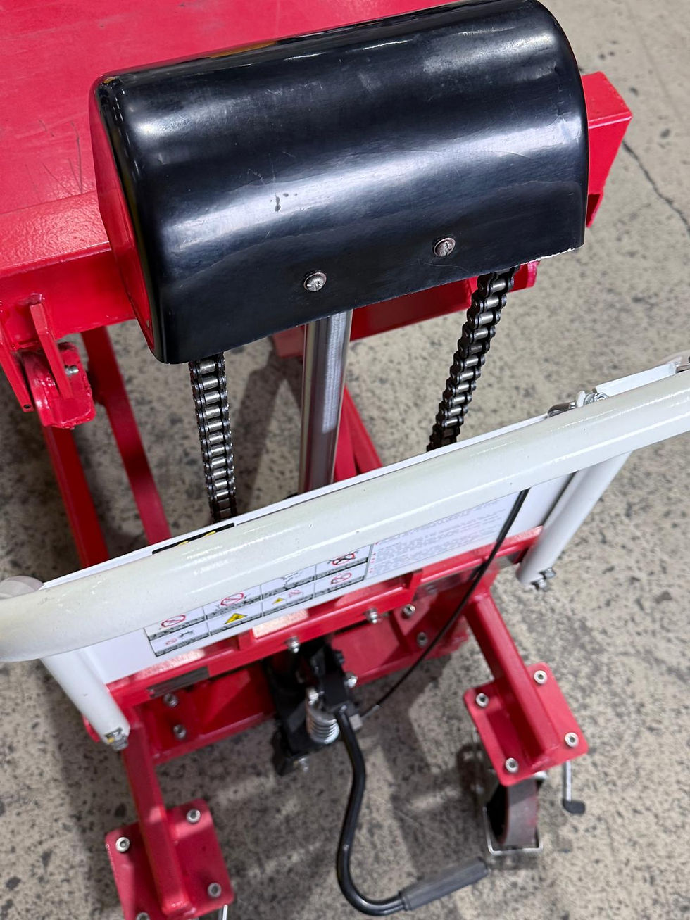 Miniaturbild: Hydraulischer Hubtischwagen mit Scherenhub