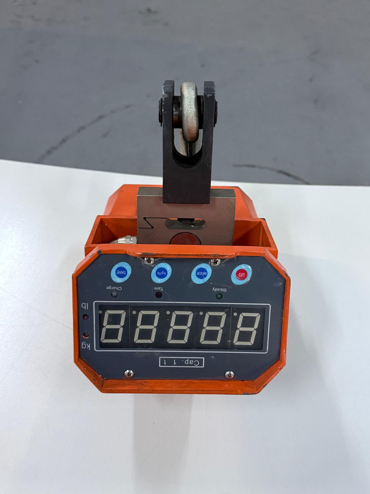 Digitale Kranwaage mit Schäkel und LED-Anzeige für Industrie, Lager und Werkstat