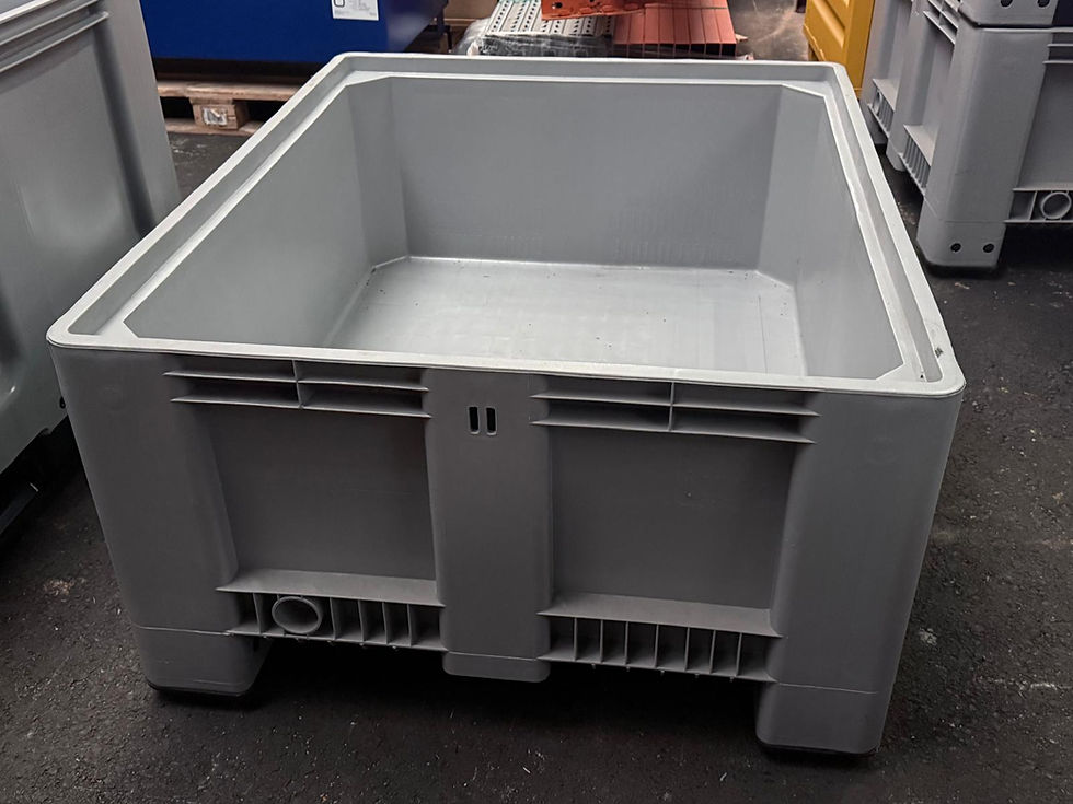 Industrie-Kunststoffbox mit Ablassstutzen, LIQ00077