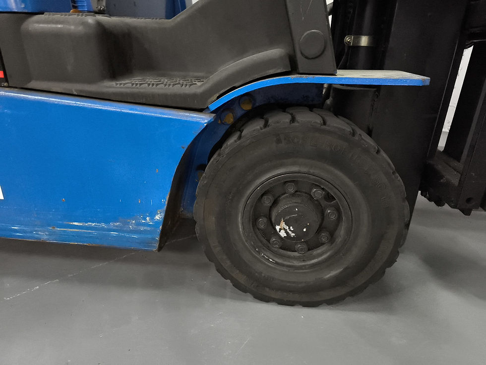 Miniaturbild: CAT EP16KT Elektro-Gabelstapler, Tragkraft 1600 kg, Baujahr 2005