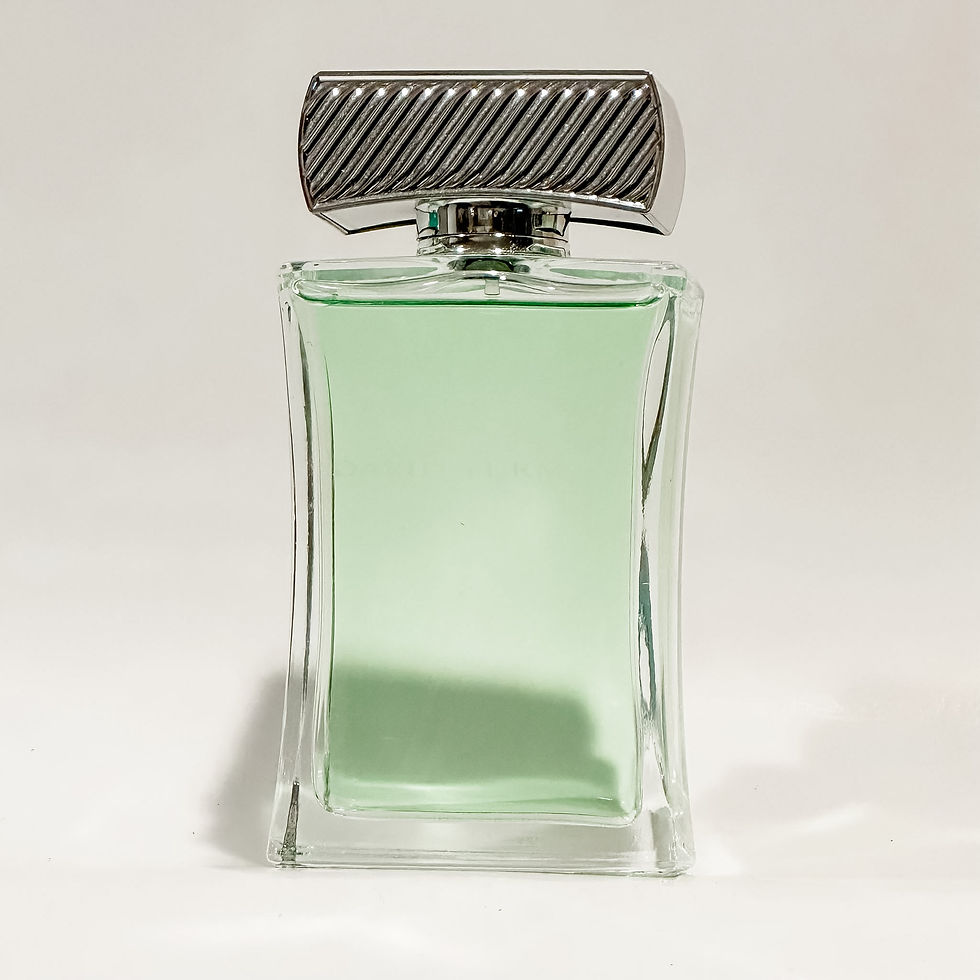 Green Eau de Parfum in Ribbed-Cap Bottle
