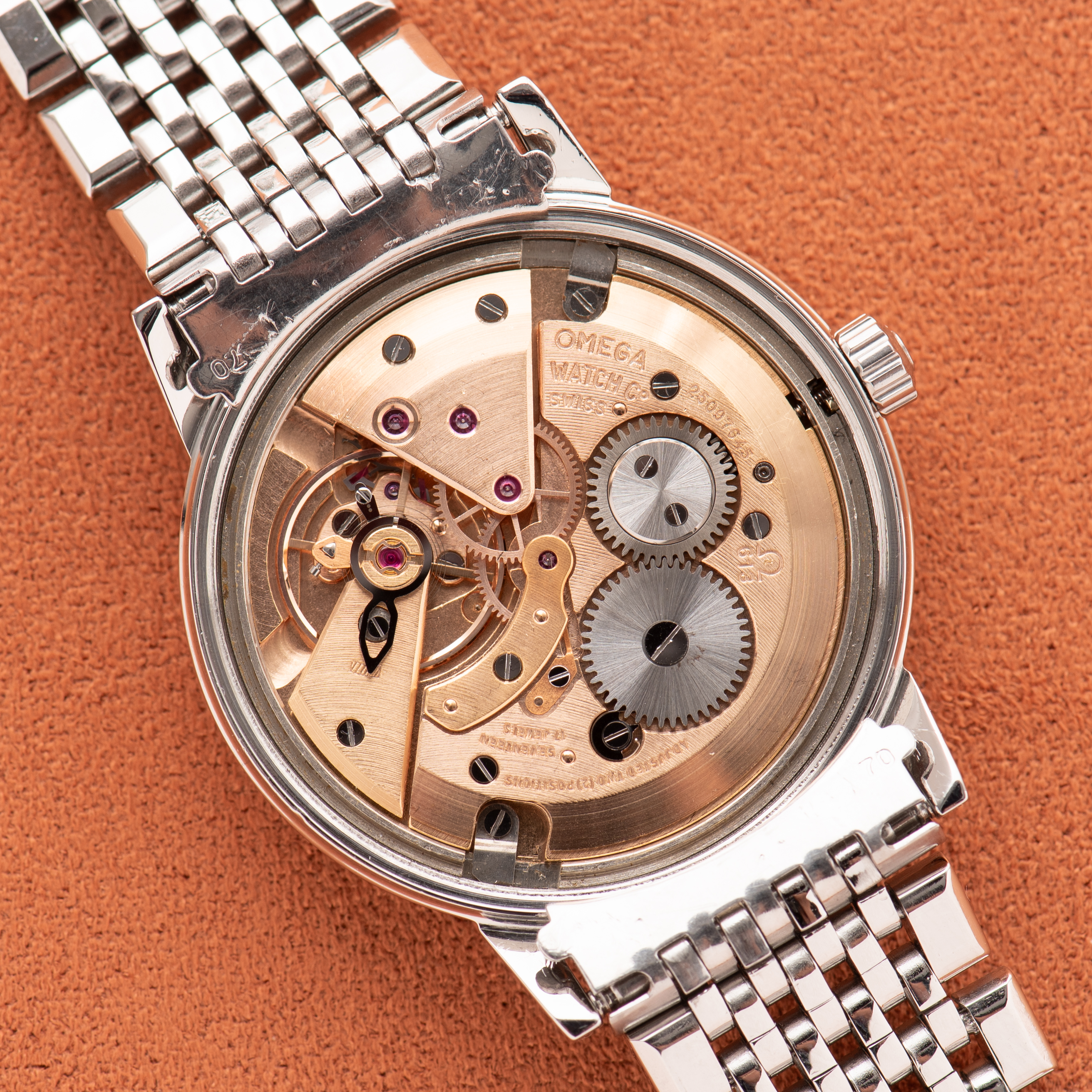 Vue de Omega Seamaster 600 réf 136.011 with Omega Milanese Mesh from 1967