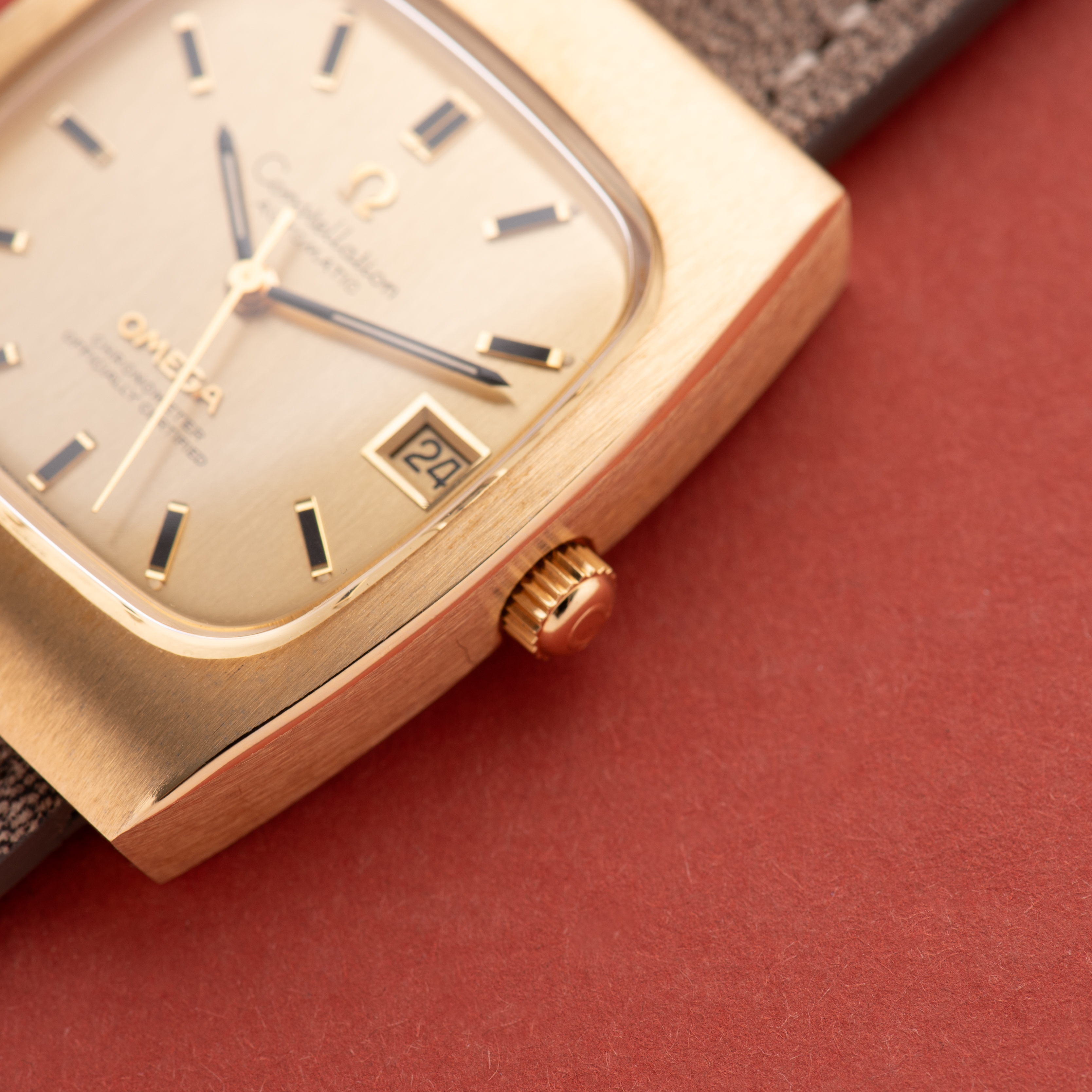 Vue de Omega Constellation Chronometer Tv Case from 1971 réf 166.058-168.044