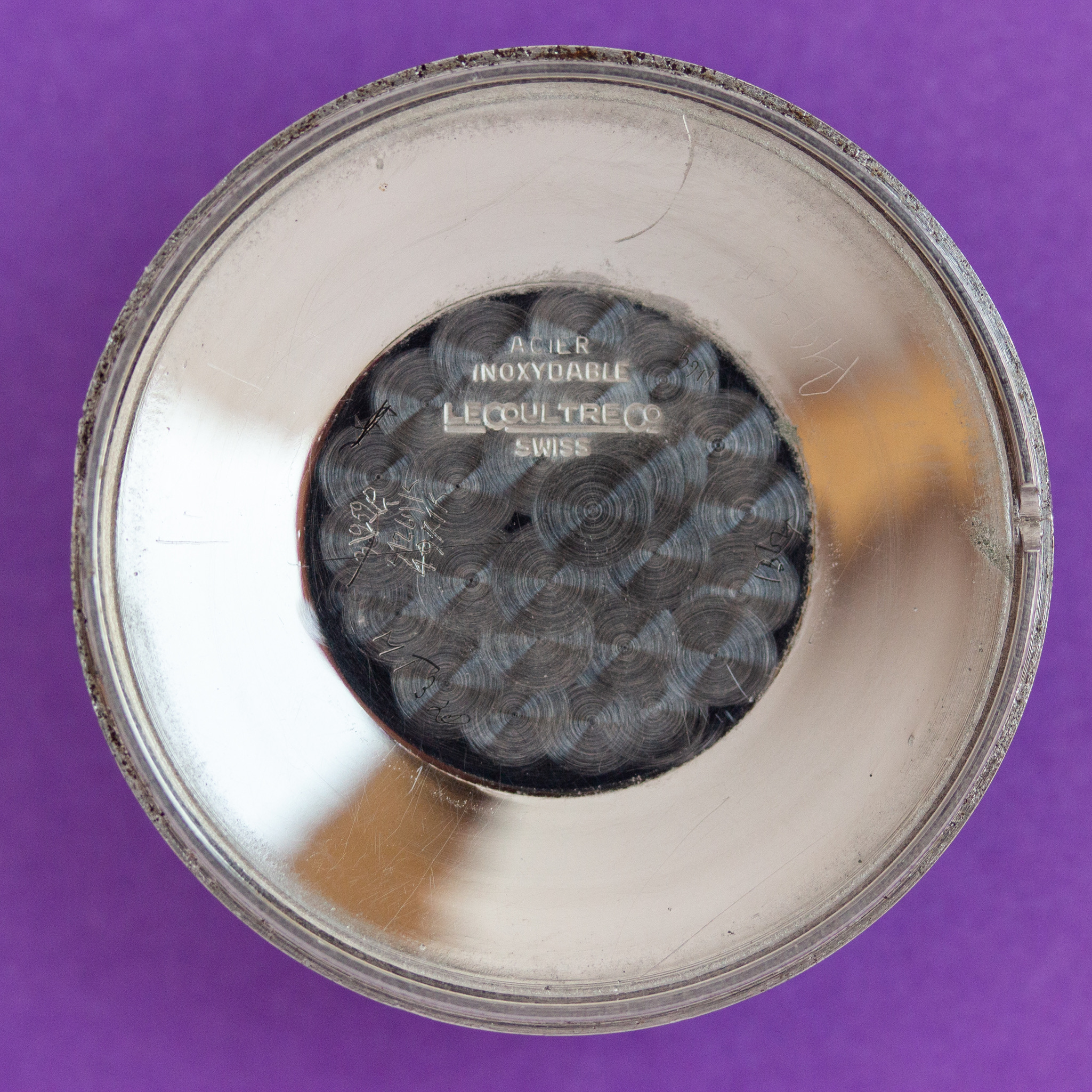 Vue de Jaeger LeCoultre mécanique P800