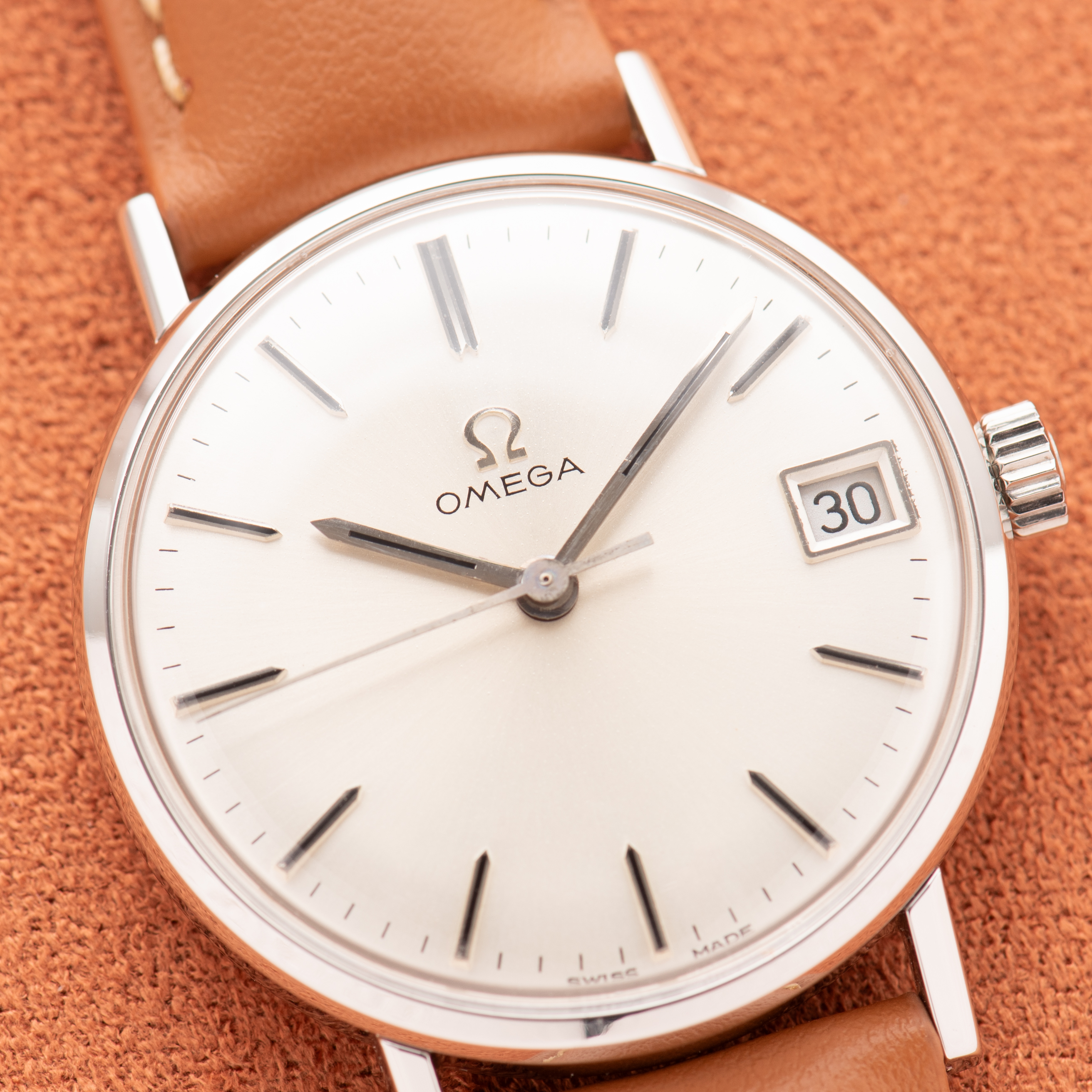Zicht op Omega Dress Centre Seconds Cal 611 Réf 132.018 from 1965