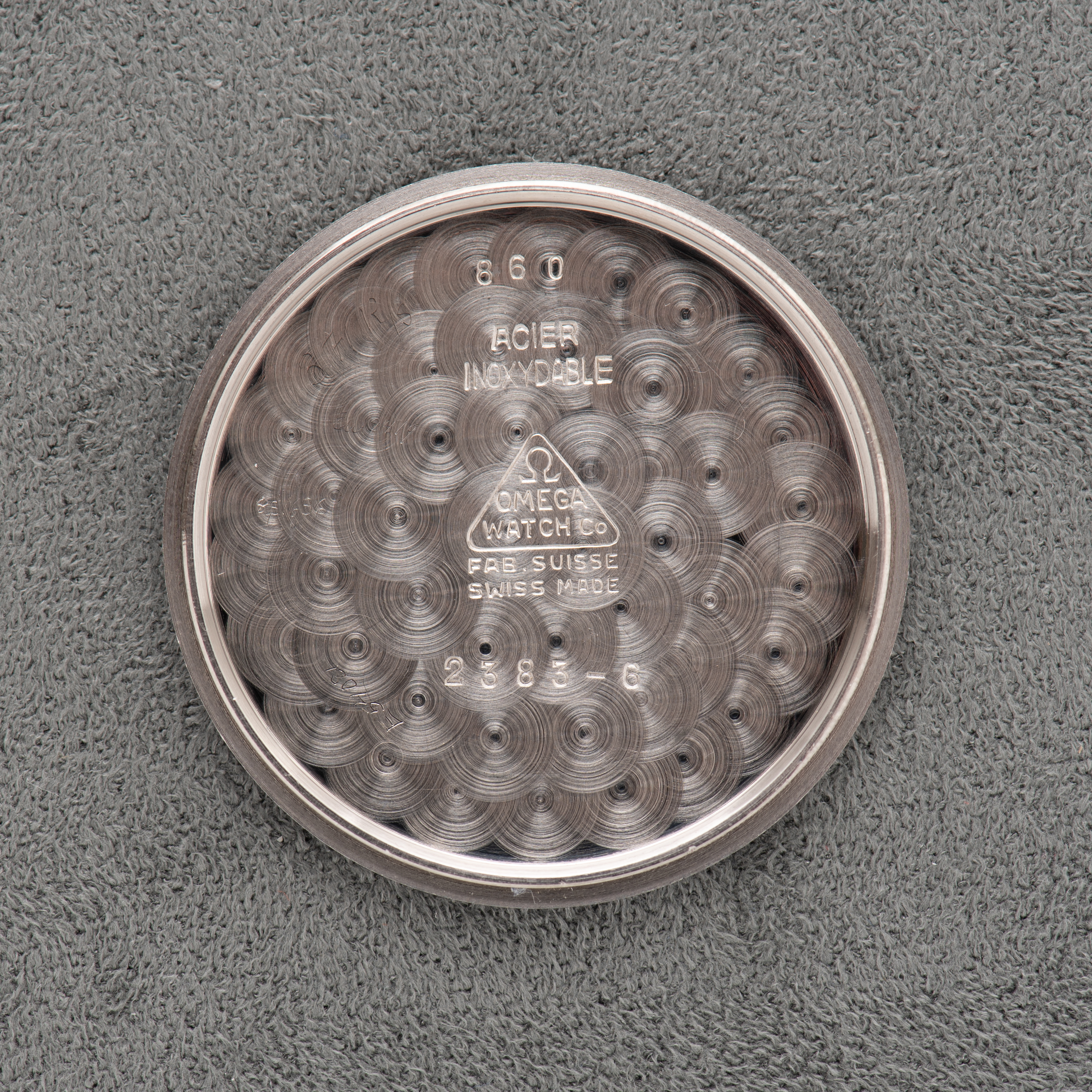 Zicht op Omega Classic 30T2 Ref 2383-6 uit 1944