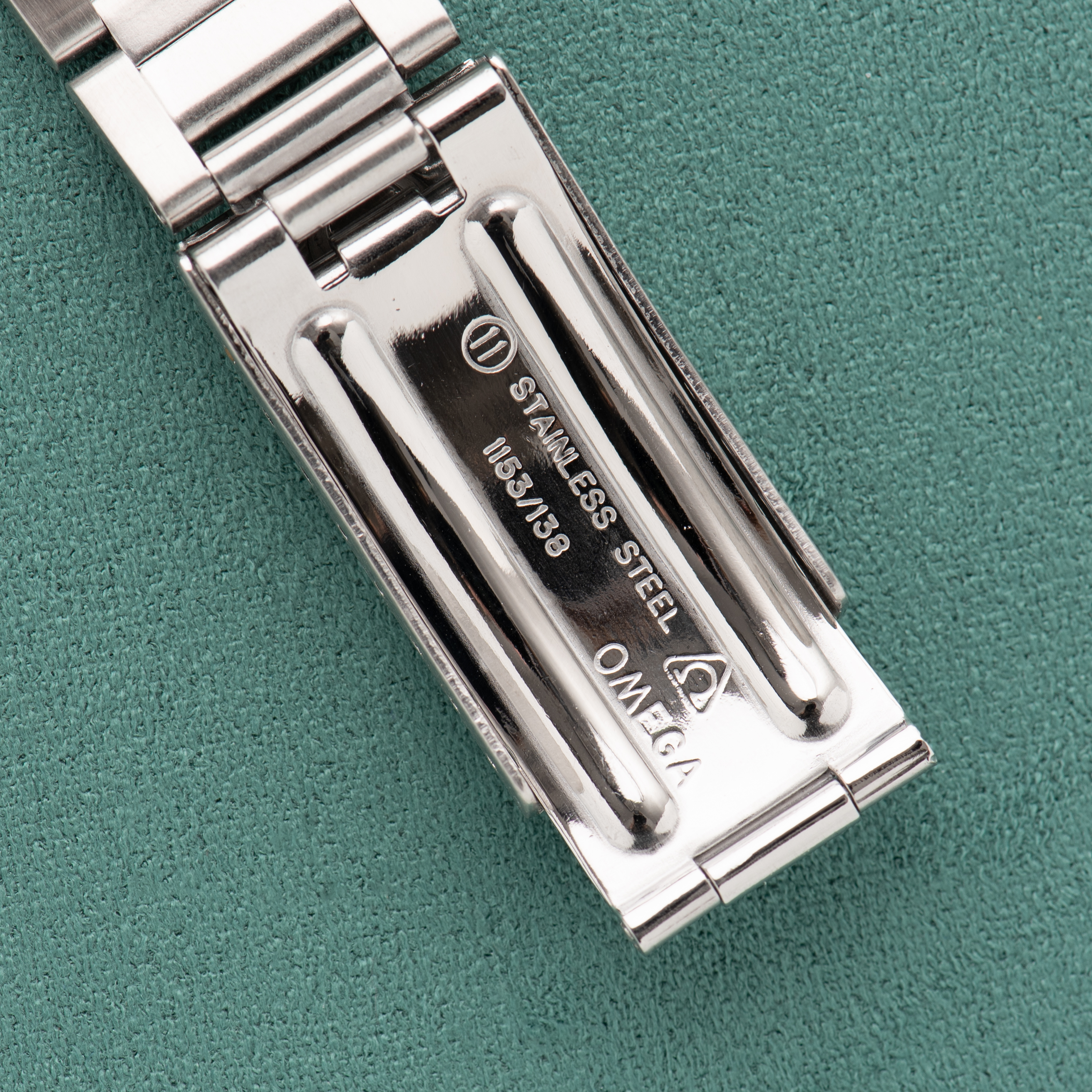 View of Omega Genève Dynamic Automatic Date Blue Dial from 1968 Ref 166.039