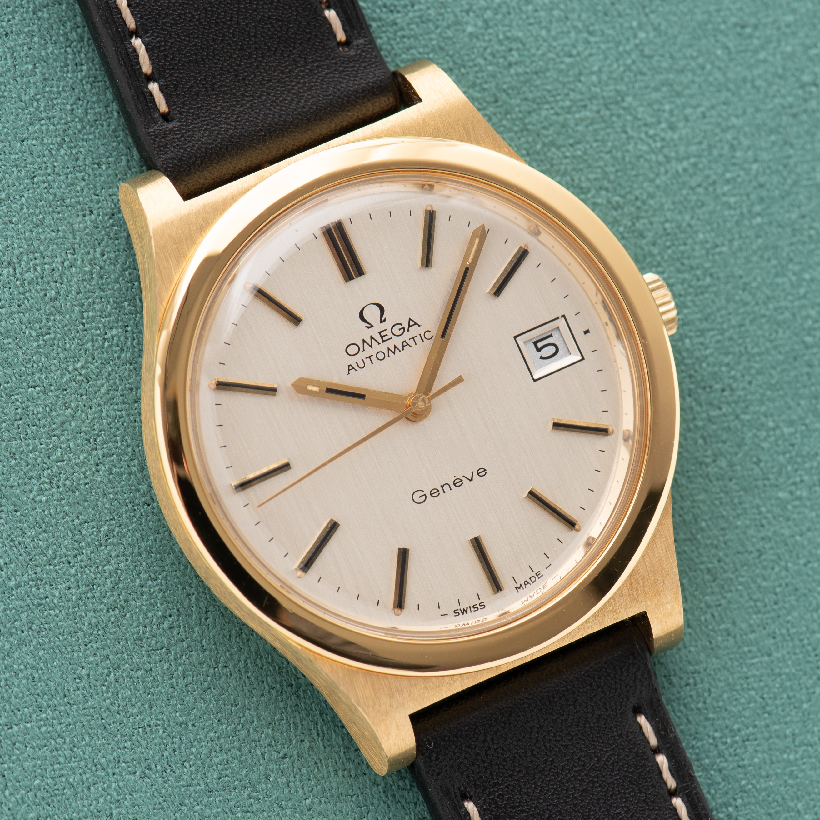 Vue de Omega Genève Automatique Date Réf 166.0168 from 1974