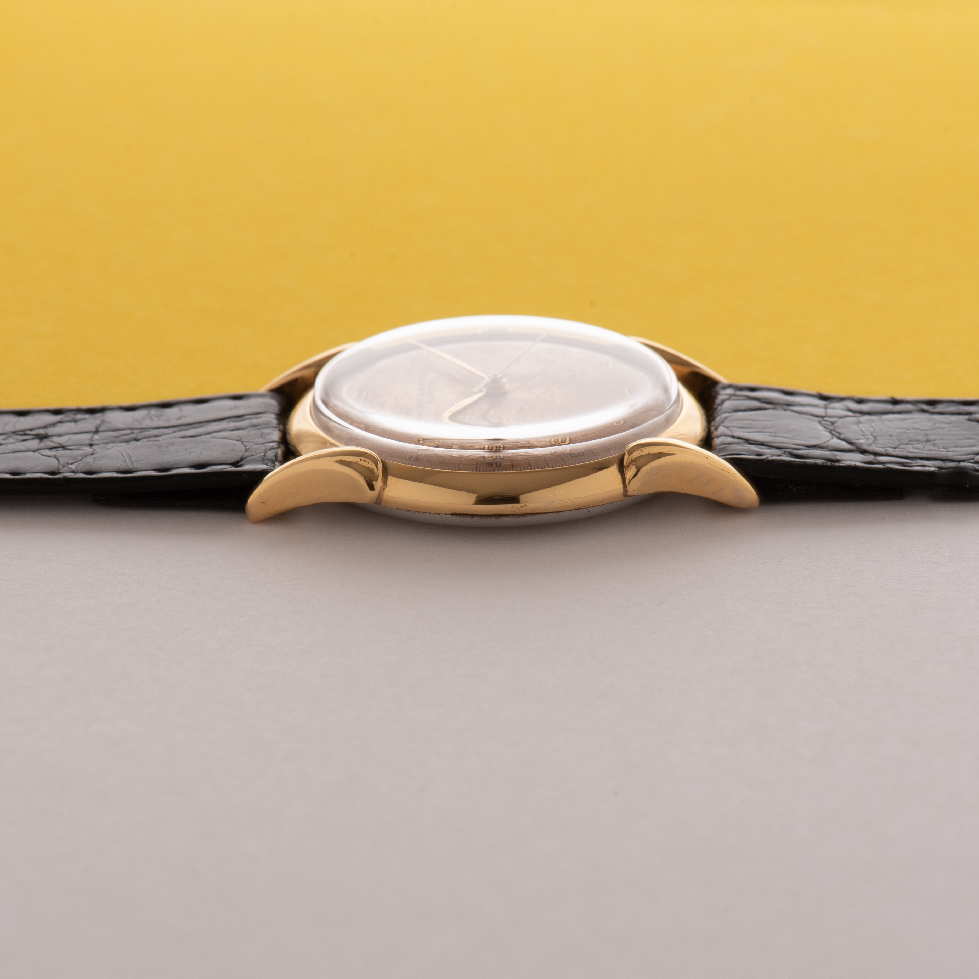 Vue de Baume & Mercier Genève Incabloc mécanique