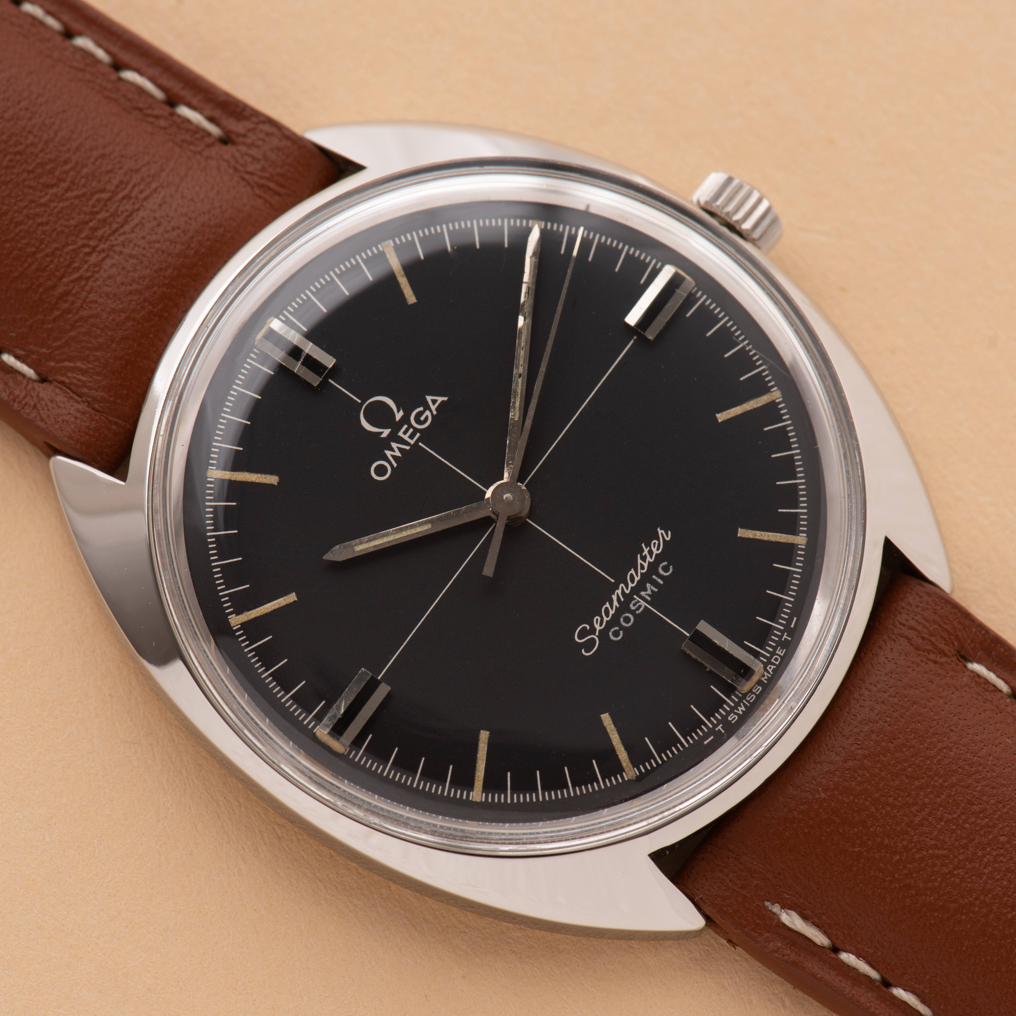 Vue de Omega Seamaster Cosmic réf 135.017 cal 601 from 1966